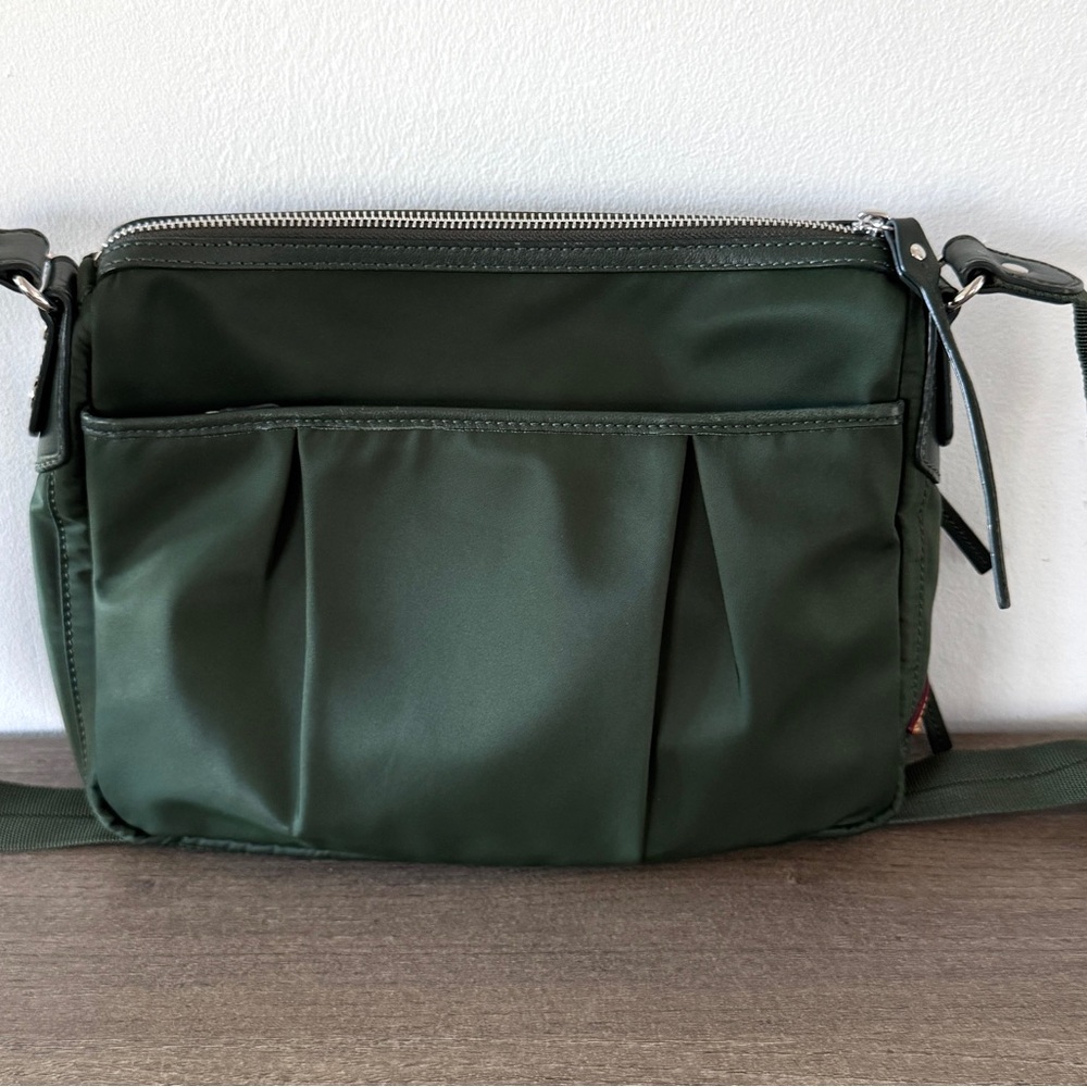 MZ WALLACE Forest Green Multi Zip Adjustable Crossbody Bag. Excellent Condition - Picture 4 of 12